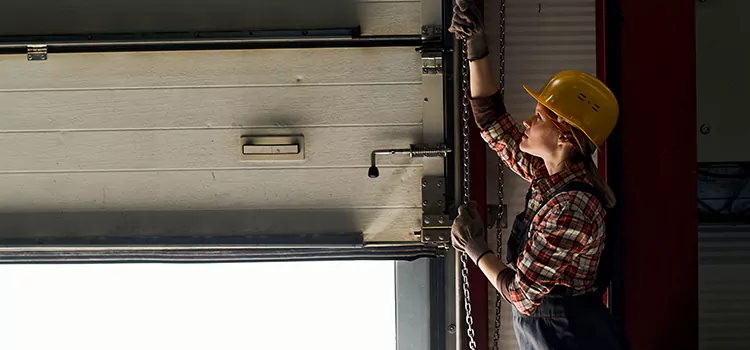 Addressing Common Garage Door Stoppage Issues in Cape Coral, FL